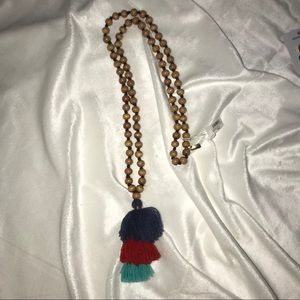 NWT vineyard vines tassel necklace